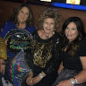 Meet your Posher, Laurie